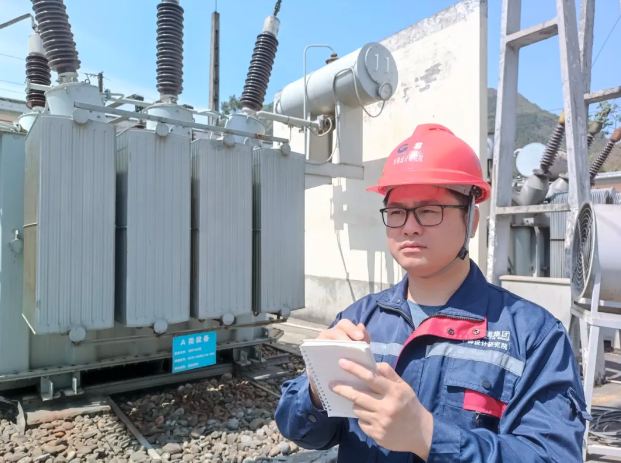 紅色錫都丨華錫有色勞模 韋?。簲?shù)字賦能變電站 智慧礦山筑基人